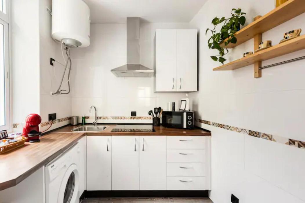 Apartamento Antares Edificio Centrico De 1800 Malaga Bagian luar foto